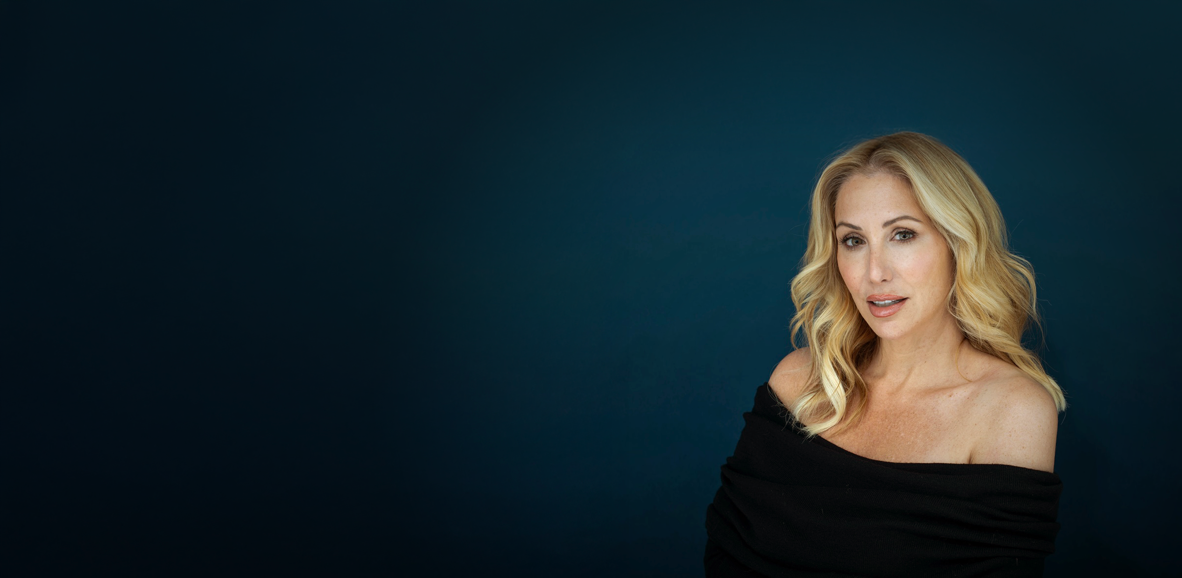 contact-banner